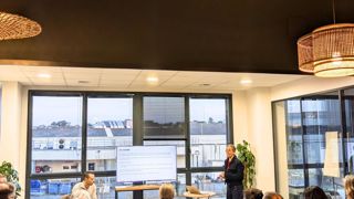 « La France a jusqu’à juin 2026 pour transposer la directive européenne sur la transparence salariale », explique Virginie Dubois, avocate.