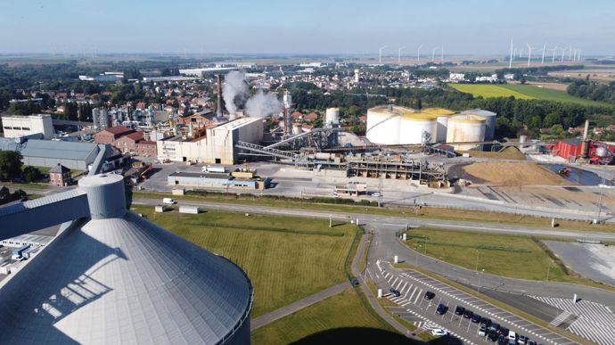 A la sucrerie de Roye (Somme), le passage au gaz naturel pour l’atelier de déshydratation des betteraves a permis à Saint Louis Sucre de réduire les émissions de CO2 de 7 000 t par an.