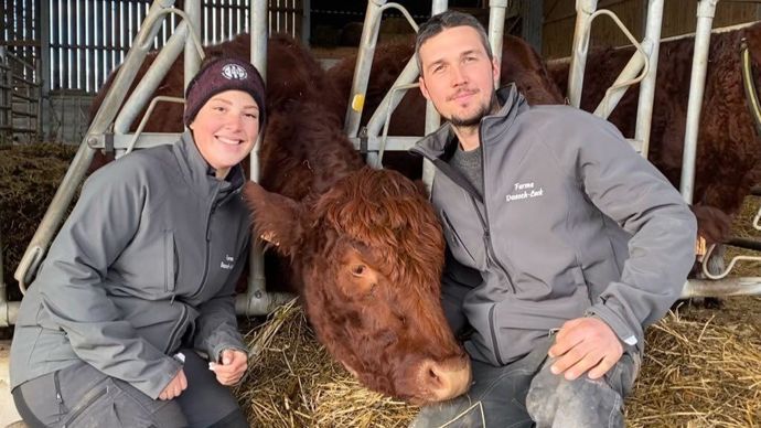 Installé hors cadre familial, Cyrille Lack et sa compagne Cécilia Herwede ont misé sur les races rustiques pour faire perdurer l'élevage sur une structure céréalière.