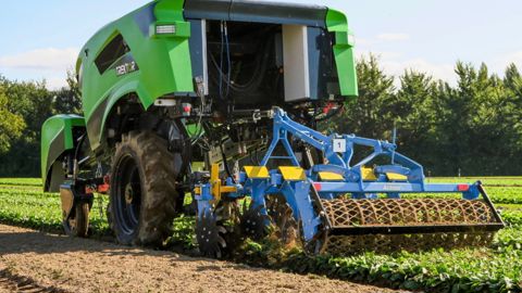 L'acquisition de la branche robotique de Sitia va permettre à Manitou d'accélérer le développement de solutions autonomes pour l'agriculture.Le tracteur Trektor ne fait pas partie du rachat. L'acquisition de la branche robotique de Sitia va permettre à Manitou d'accélérer le développement de solutions autonomes pour l'agriculture.Le tracteur Trektor ne fait pas partie du rachat.