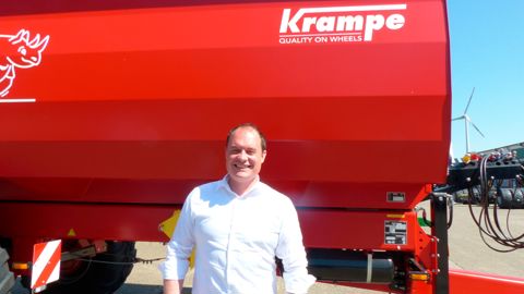 Après un passage chez Amazone, Robin Krampe a pris la direction générale de Krampe en 2023 à la suite de son père.
