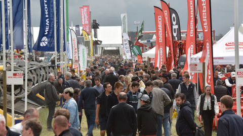 Le premier jour du salon a affiché une très belle affluence. Le premier jour du salon a affiché une très belle affluence.