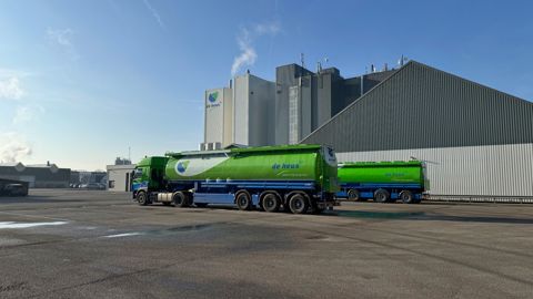 L’usine De Heus de Nijkerk dispose d’une nouvelle tour qui produit 1250 t par semaine d’aliments hygiénisés pour les élevages avicoles de sélection et de reproducteurs.