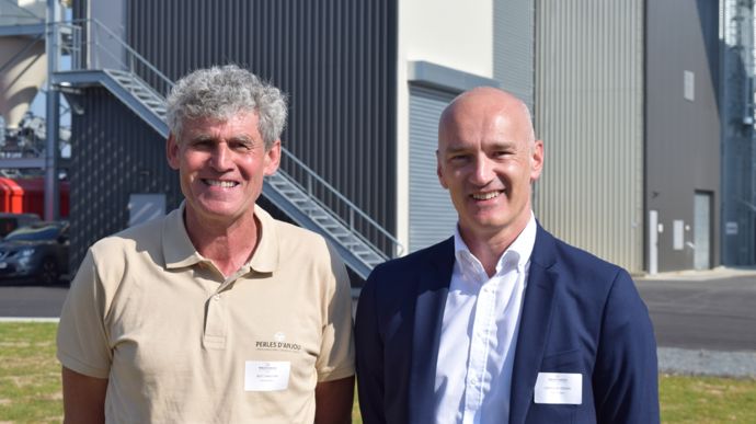 Avant de prendre la direction générale de la CAPL et de l'UAPL en février 2024, Jérôme Lemasson (ici à droite, au côté du président Christian Blet) avait dirigé le pôle Vin du groupe.