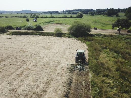 La créance de salaire différé doit être réclamée lors de la succession avant tout acte de partage.