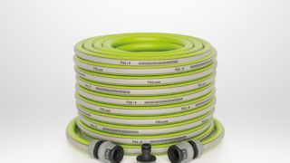 Le tuyau Kiuma résiste à une pression de 20 bars.