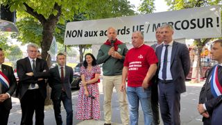 Pour les élus comme pour les syndicats, il n'est pas question de baisser les armes.