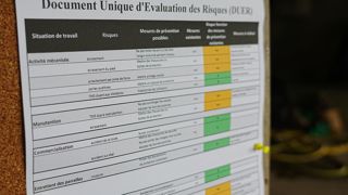 Le document unique d'évaluation des risques est obligatoire et permet à l'employeur de se protéger juridiquement en cas d'accident.