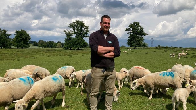 « Je conjugue productivité des brebis et qualités bouchères des agneaux »