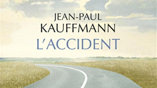 Dans ce livre, l'auteur raconte le terrible fait divers survenu le 2 janvier 1949 au cours duquel 18 jeunes de son village décéderont. Dans ce livre, l'auteur raconte le terrible fait divers survenu le 2 janvier 1949 au cours duquel 18 jeunes de son village décéderont.