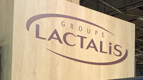 Le géant Lactalis a annoncé le 22 août 2025 la conclusion d'un accord avec la coopérative laitière néo-zélandaise Fonterra pour acquérir ses activités « grand public ». Le géant Lactalis a annoncé le 22 août 2025 la conclusion d'un accord avec la coopérative laitière néo-zélandaise Fonterra pour acquérir ses activités « grand public ».