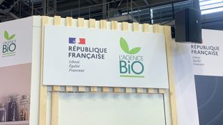 Pour soutenir le secteur de l'agriculture biologique, la Fnab souhaite le maintien du financement de l'Agence bio dans le prochain budget de l’État. Pour soutenir le secteur de l'agriculture biologique, la Fnab souhaite le maintien du financement de l'Agence bio dans le prochain budget de l’État.