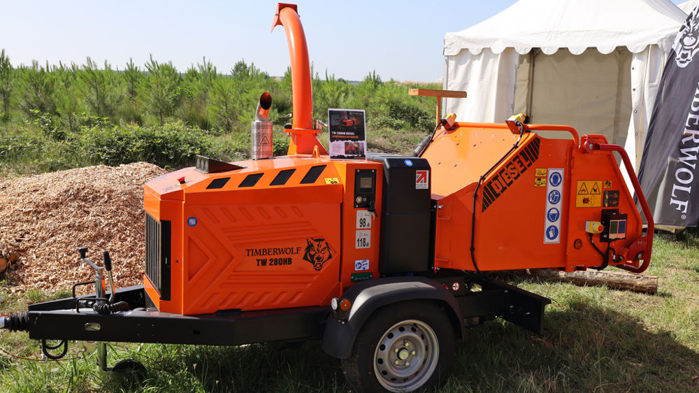 Le nouveau broyeur de branche TW 280HB Diesel a été Il a été présenté en avant-première au salon Forexpo organisé à Mimizan au mois de juin 2025.