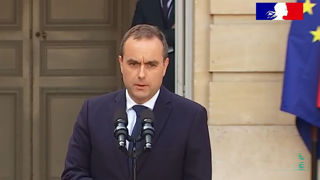 Dans une interview au journal Le Parisien, le Premier ministre Sébastien Lecornu a nié toute volonté de moratoire sur les énergies renouvelables. Dans une interview au journal Le Parisien, le Premier ministre Sébastien Lecornu a nié toute volonté de moratoire sur les énergies renouvelables.