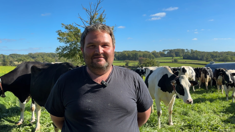 Julien Mativet éleveur de vaches laitières