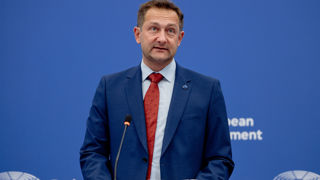 Le commissaire à l'Agriculture, Christophe Hansen, lors de sa présentation à la presse le 21 octobre 2025, de la stratégie de la Commission européenne pour le renouvellement des générations en agriculture. Le commissaire à l'Agriculture, Christophe Hansen, lors de sa présentation à la presse le 21 octobre 2025, de la stratégie de la Commission européenne pour le renouvellement des générations en agriculture.