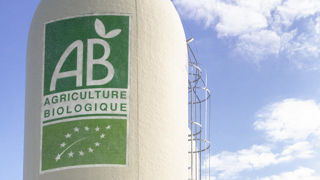 La Commission européenne souhaite clarifier les règles d'étiquetage pour les produits bio venus de pays tiers. La Commission européenne souhaite clarifier les règles d'étiquetage pour les produits bio venus de pays tiers.