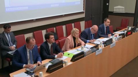 La proposition de loi d'Hélène Laporte entend rendre obligatoire l'indication de l'origine des ingrédients dans les produits alimentaires à la vente en France. La proposition de loi d'Hélène Laporte entend rendre obligatoire l'indication de l'origine des ingrédients dans les produits alimentaires à la vente en France.