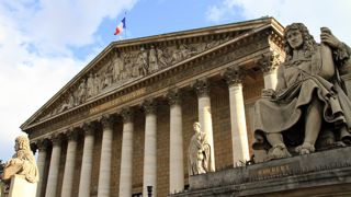 Crédit d'impôt bio, HVE, déduction pour épargne de précaution... sont autant de sujets abordés par les députés dans le cadre de l'examen en première lecture du projet de loi de finances pour 2026.