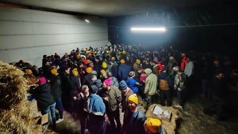 Le ministère de l'Intérieur recensait près d'une trentaine d'actions syndicales, principalement dans le Sud-Ouest, pour s'opposer au protocole imposant l'abattage total des troupeaux dès qu'une bête est touchée par la dermatose nodulaire contagieuse.