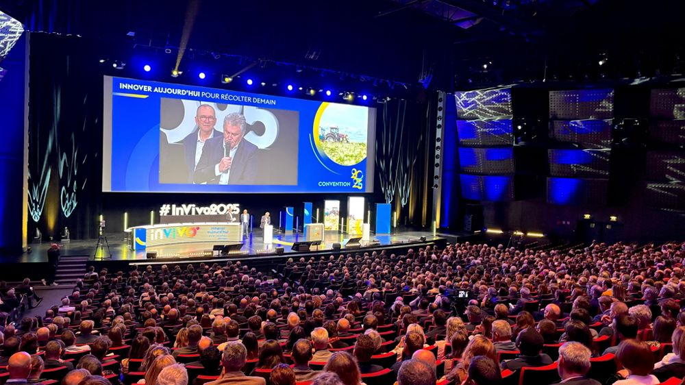 Jérôme Calleau, président, et Thierry Blandinières, DG, à l'occasion de la convention annuelle d'InVivo qui a réuni 1 700 participants, mercredi 17 décembre, à Paris.