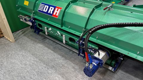 Les tapis d'andainage peuvent être montés uniquement sur les broyeurs Desvoys neufs.