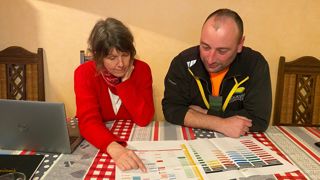 Aurélien Richard rencontre Sylvie Chapin ou un technicien une à deux fois par mois.