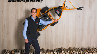 Eberhard Lange, petit fils du fondateur d'AS-Motor vient de décéder à l'âge de 40 ans.