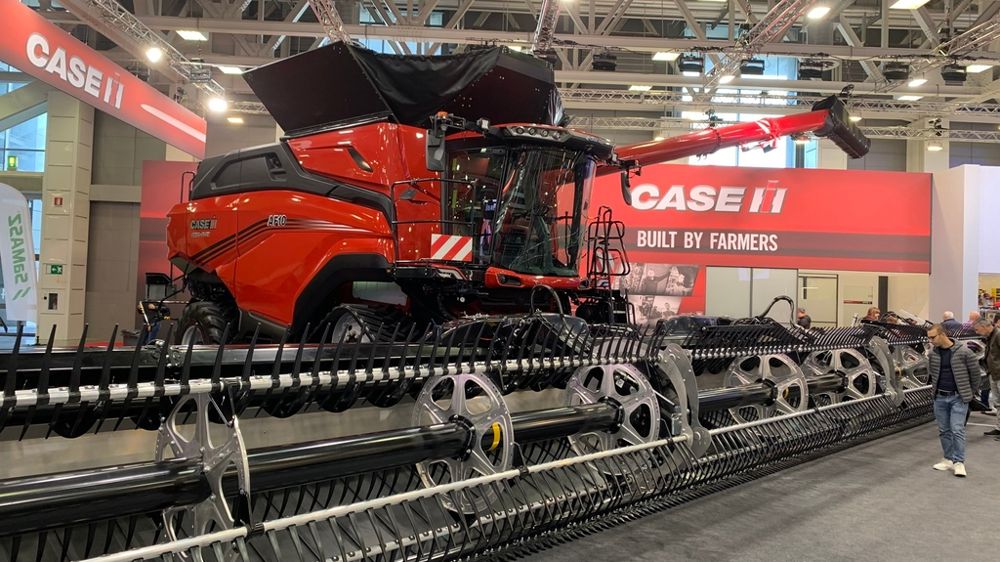 Eima Case IH Salon