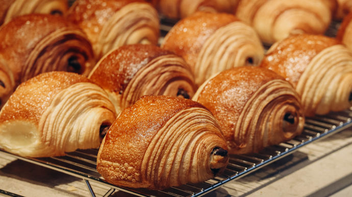 Coupe du monde de la chocolatine et du pain au chocolat 2026 : qui succédera à Dimitri Bordon ? - Actualités