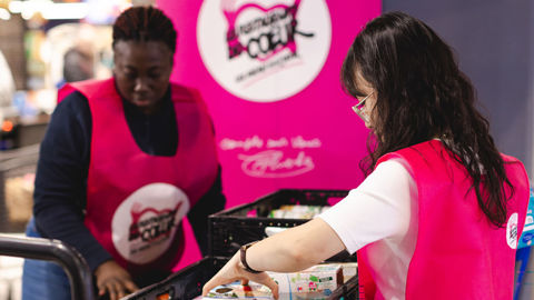 Les Restos du cœur veulent attirer davantage d'agriculteurs en facilitant la collecte des dons en nature.