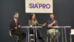 Timothée Dufour, Carine Sebi et Antoine Bouzin lors d'une table-ronde organisée au SIA'Pro, au salon de l'agriculture 2026, le 23 février.