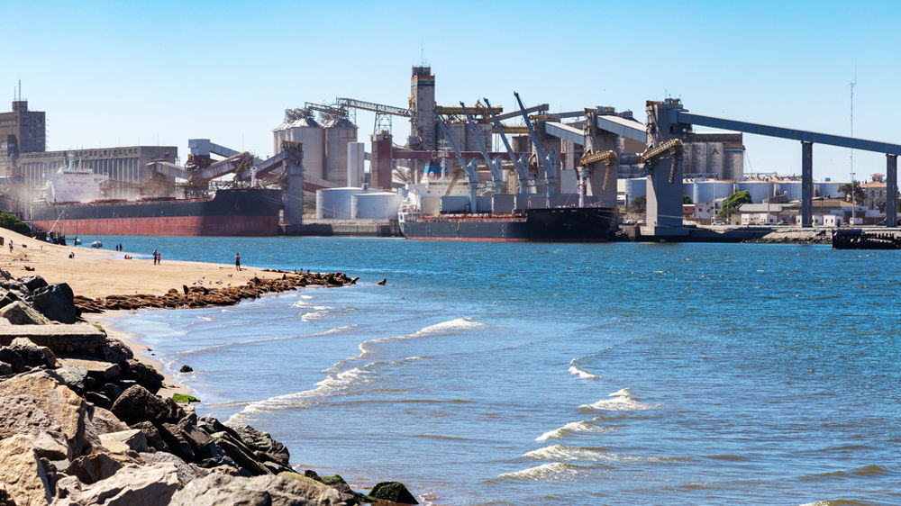 Au départ des ports, comme ici à Necochea, les blés argentins défient la concurrence avec des prix parmi les plus bas du monde.