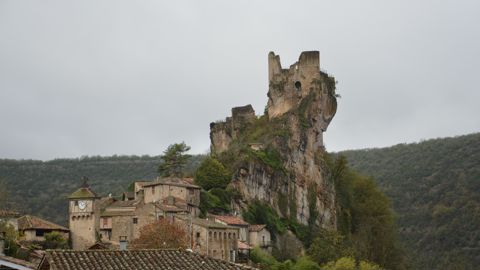 La forteresse de Penne (Tarn) est impressionnante tant par son positionnement stratégique que par la visite qu'elle propose
