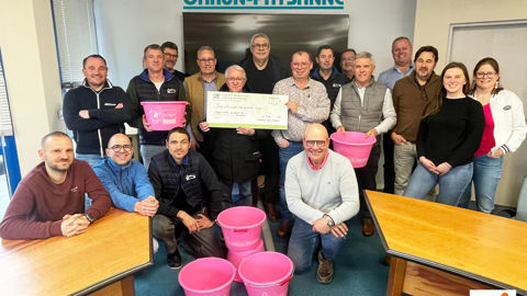 Les équipes de Garun-Paysanne, dont une partie de l’équipe des technico-commerciaux en aliments bovins, ont remis, vendredi 13 mars, un chèque de 7 440 € à la Ligue contre le cancer des Côtes-d'Armor.