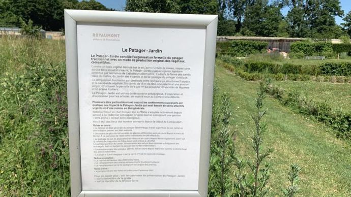 11.Le potager-jardin, qui concilie l’organisation formelle du potager avec une manière originale de produire les légumes, constitue une pièce maîtresse des jardins de l’abbaye. ©P.Fayolle