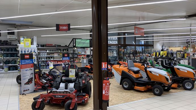 Le partenariat avec la marque Toro déjà effectif dans la partie grand public est renforcé sur le marché des matériels professionnels.