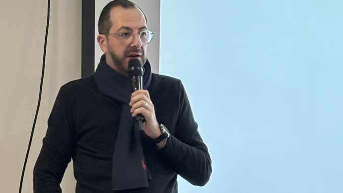 Fondateur de l'agence 100 % Concept, design retailer stratégique.