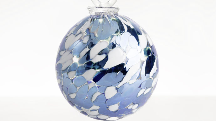 Boule de Noël méli-Mélo métal de l'atelier Sygma en Ardèche