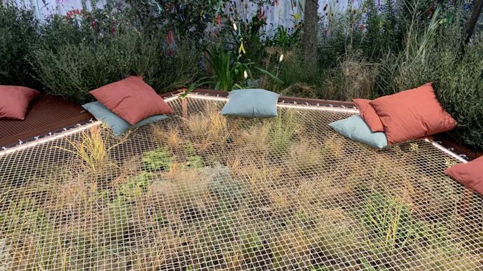 Le jardin éphémère L’IM.PAS.SI.SAGE d'Antoine de Lavalette sur le thème imposé de la « Biodiver’cité : Comment habiter la ville de demain ? ».