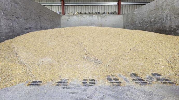 Avril 2023. Agriconsult, l’entreprise bourguignonne spécialisée dans la conception d’installations de stockage à la ferme, se diversifie avec le rachat de la PME beauceronne Les Mergers. Cette entreprise est spécialisée dans le stockage à plat et les solutions de ventilation pour ce type d’installations.