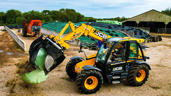 Magsi décroche une étoile pour l'Xtra'Shark, sa benne à grappin coupe-balles. La benne allie les fonctionnalités d'un système de grappin renforcé, de coupe intégrée, et un godet de désilage.