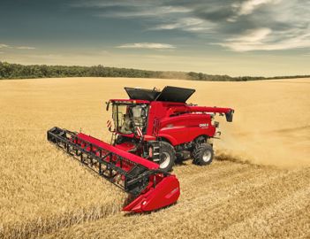 Moissonneuses-batteuses CASE IH Axial-Flow 7150