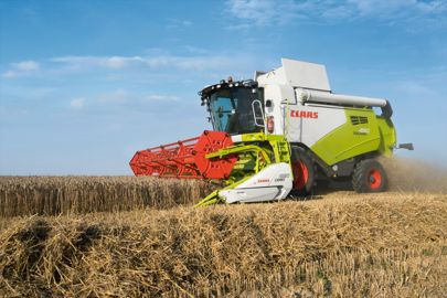 Moissonneuses-batteuses CLAAS Tucano 450