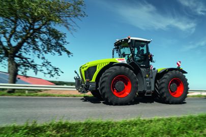 Tracteurs CLAAS Xerion 4200