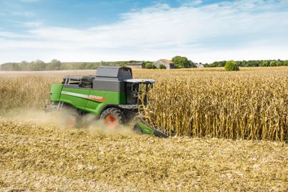 Moissonneuses-batteuses FENDT 5275 C