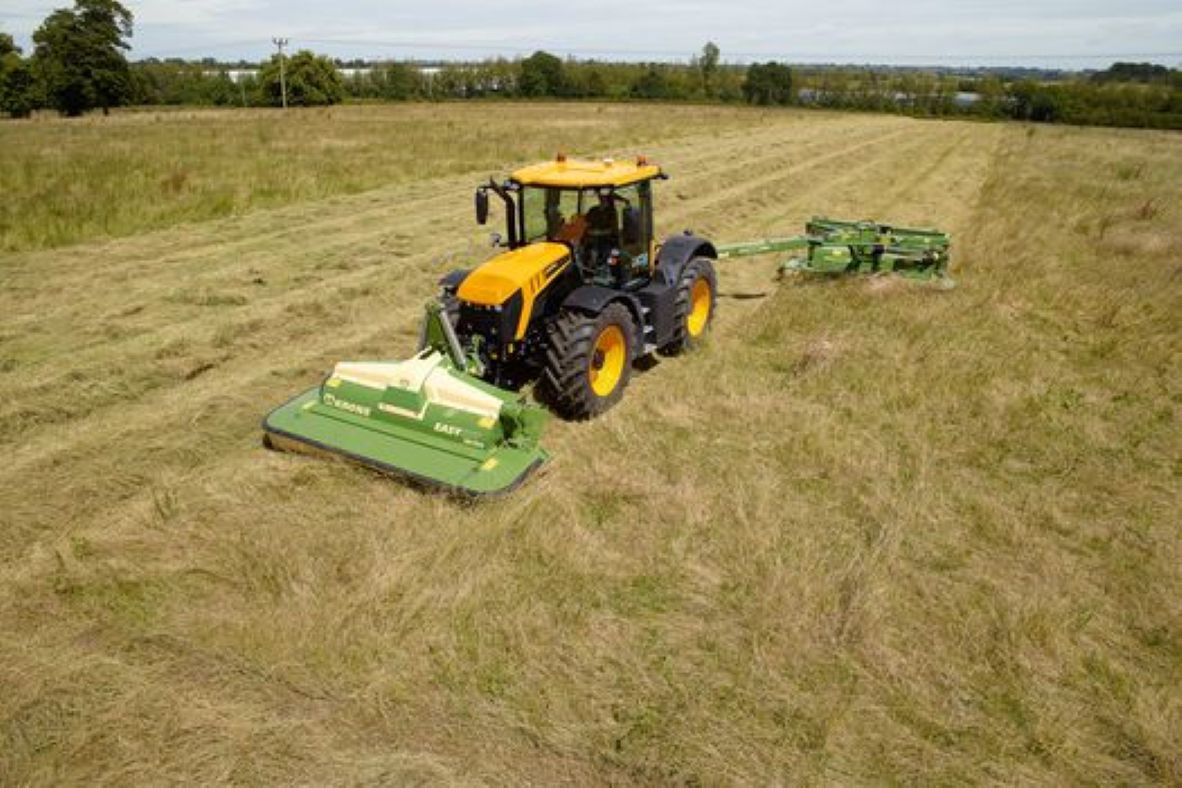 Fiche technique Tracteurs Jcb Fastrac 4220 2019