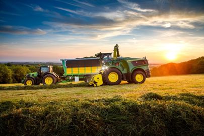 Ensileuses JOHN DEERE 9600