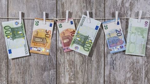 Selon Xavier Hollandts et Bertrand Valiorgue, la "renationalisation" de la Pac en vue dans le projet de réforme risque de laisser encore plus de possibilités aux fraudeurs d'opérer en toute impunité.